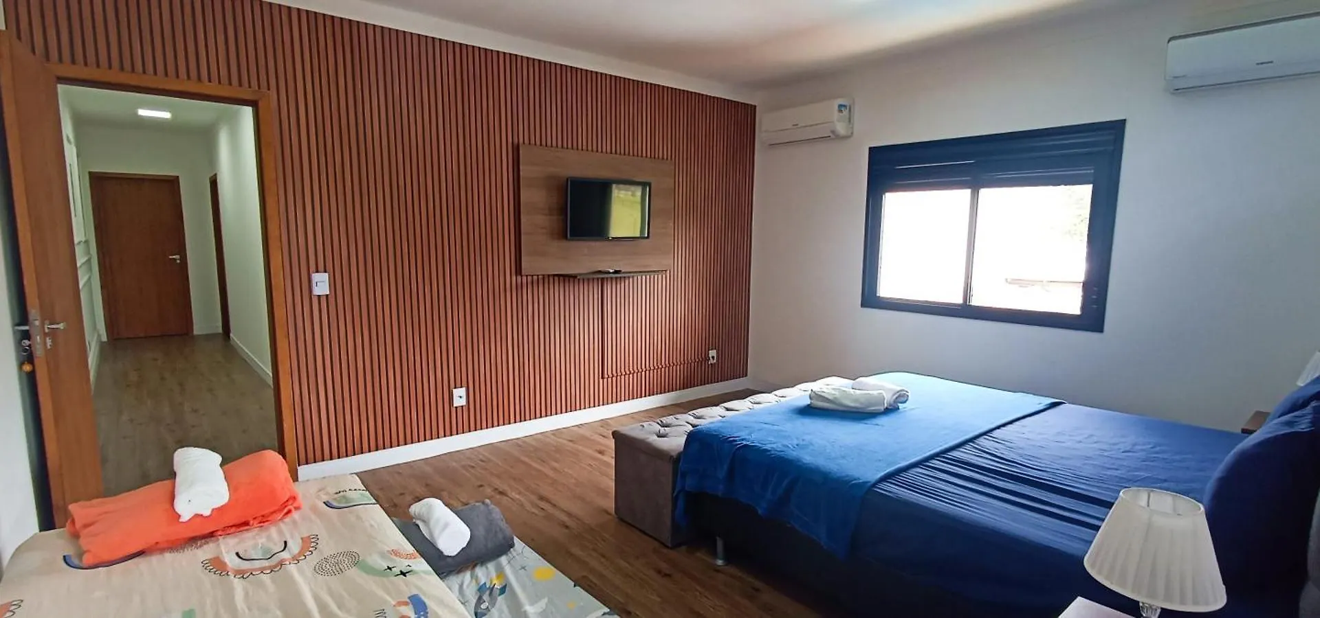 Сasa de vacaciones Sobrado Com 3 Suites, Piscina, Sala De Jogos, Playground, Garagem Para 4 Carros Florianópolis Brasil