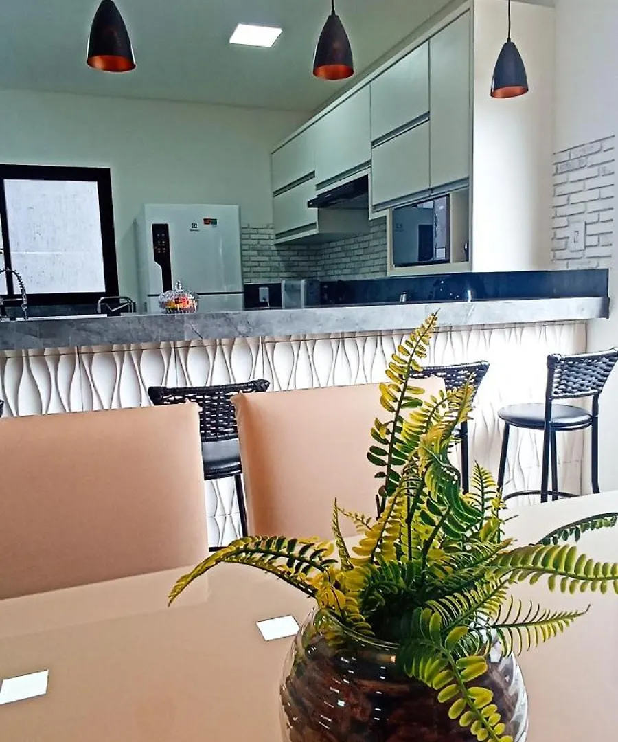 Sobrado Com 3 Suites, Piscina, Sala De Jogos, Playground, Garagem Para 4 Carros Florianópolis