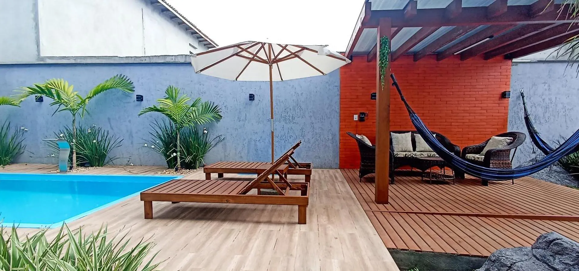 Сasa de vacaciones Sobrado Com 3 Suites, Piscina, Sala De Jogos, Playground, Garagem Para 4 Carros Florianópolis