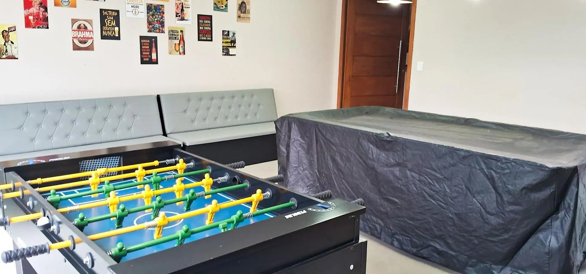 Сasa de vacaciones Sobrado Com 3 Suites, Piscina, Sala De Jogos, Playground, Garagem Para 4 Carros Florianópolis
